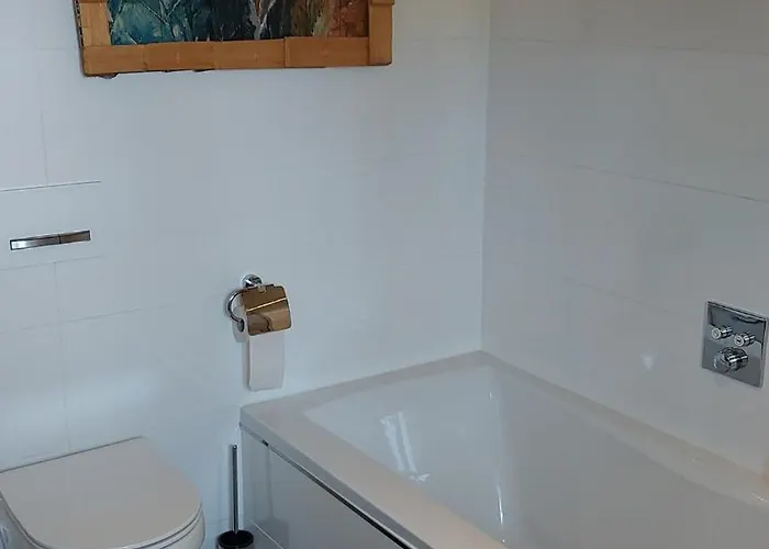 Semesterbostad Wohlfuehloase Naehe Gmunden 5min Zum Traunsee Haus Mit 2 Schlafzimmer *